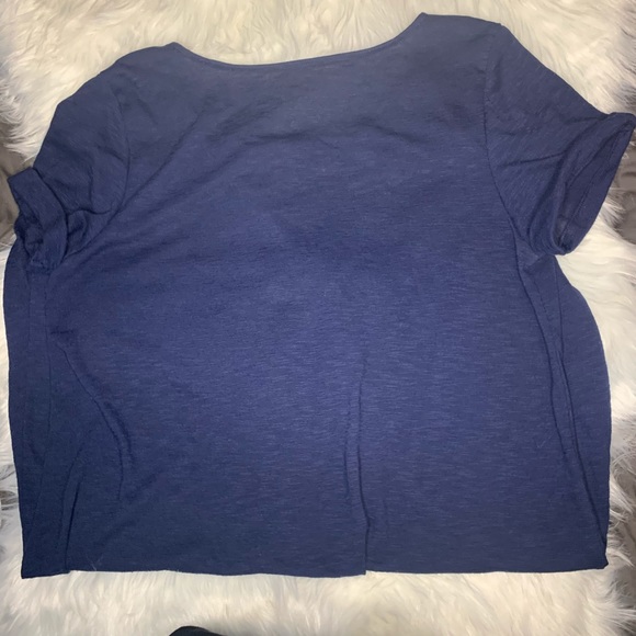 Lily Pulitzer Dress Tshirt material. Vneck - Picture 5 of 7